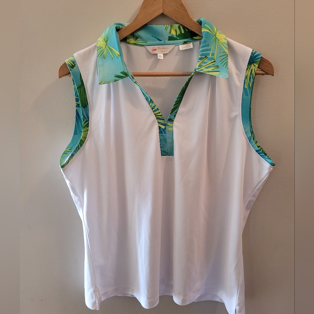 Monterey club sleeveless top. Size xlarge.